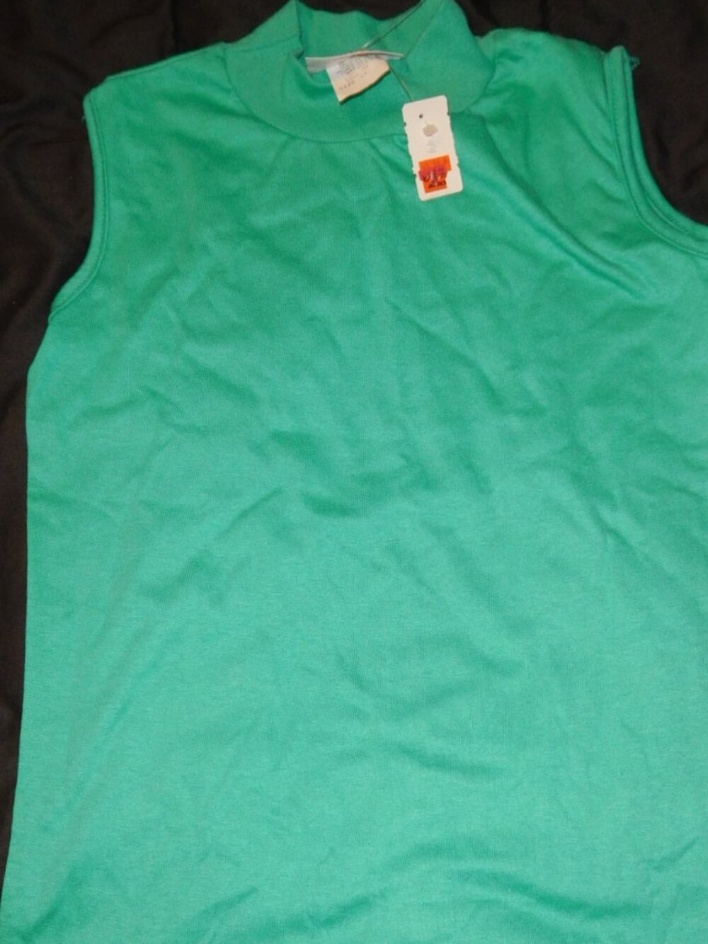 USA made girls size 14 Montana brand mock neck tank top sleeveless Green